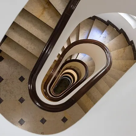 Ponte Vecchio Terrace With Jacuzzi Апартаменты