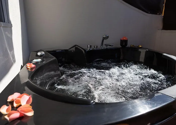 Διαμέρισμα Ponte Vecchio Terrace With Jacuzzi Φλωρεντία